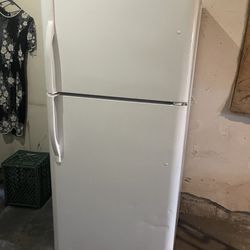Refrigerator works great I sell them all the time
