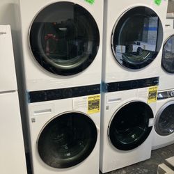 LG Washer Dryer Tower👚👔👖👙