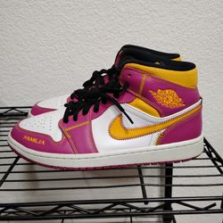 Jordan 1 Mid