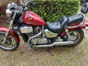 Photo Honda shadow vt700c 1987