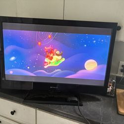 32 Inch Emerson Flatscreen