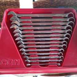 1/4 INCH TO 1/2  INCH -  ICON 12 POINT WRENCH SET