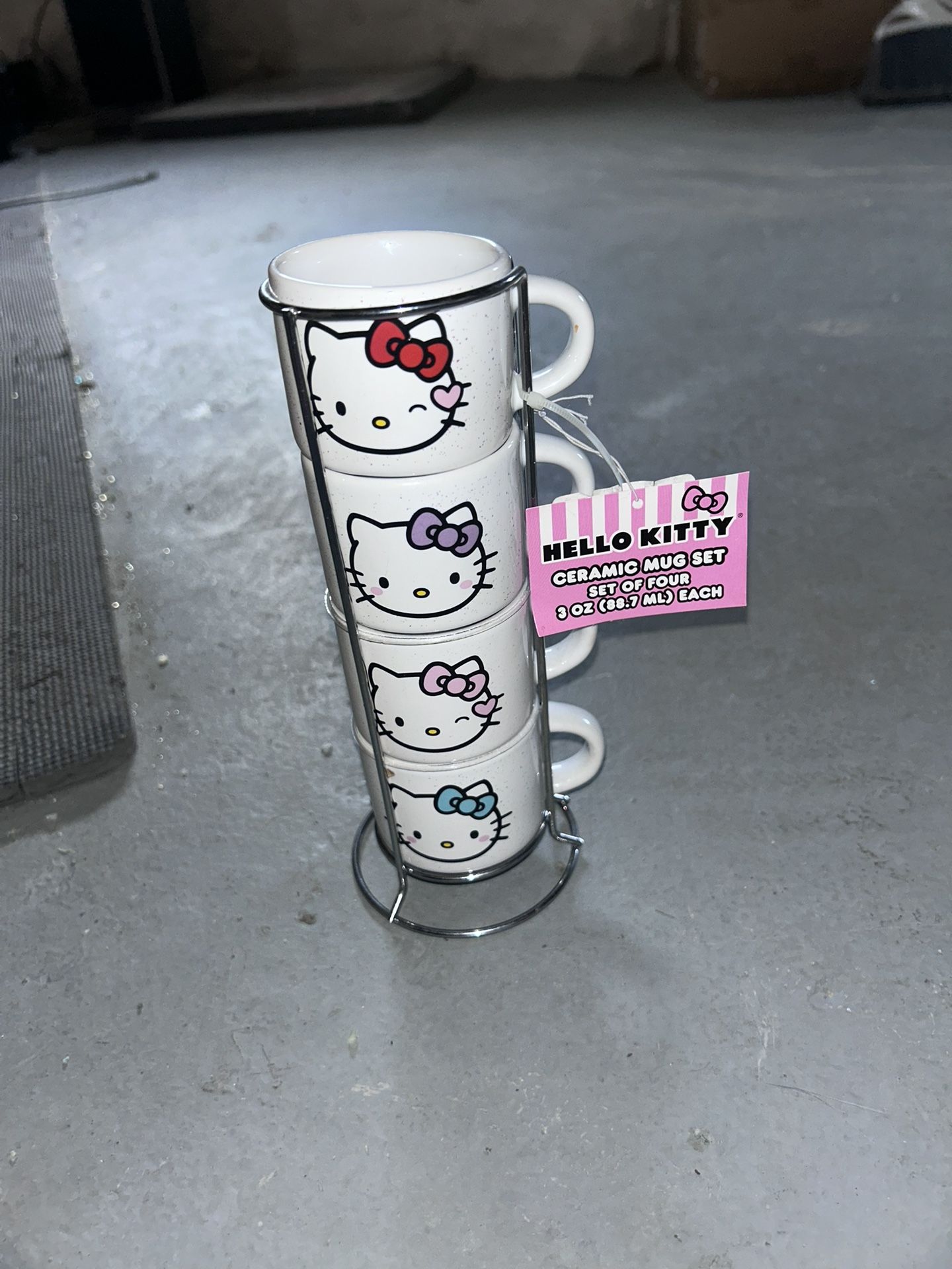 Hello kitty expresso cups