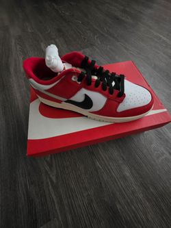 Nike Dunk Low "chicago split" 9.5