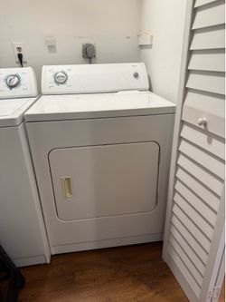 Whirlpool Electric Dryer