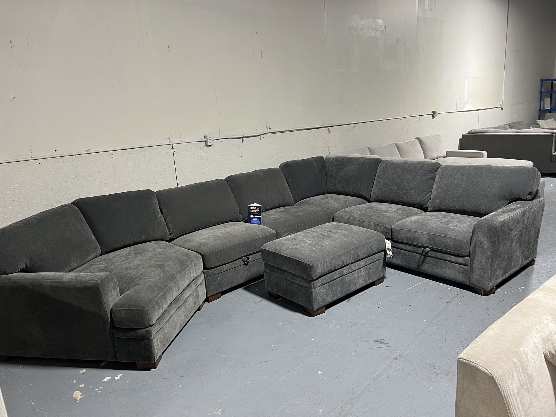 SECTIONAL COUCH SOFA