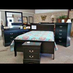 brand new black bedroom set for sale with free home delivery and cash on delivery 