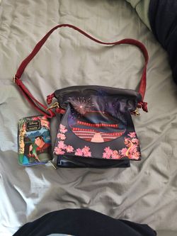 Loundfly Mulan Crossbody