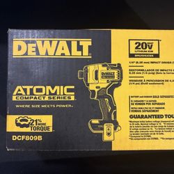 1/4” Dewalt Atomic Impact Driver Kit