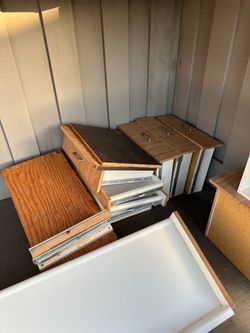 Tiburon FREE shelves Two 5 drawers countertop just pickup