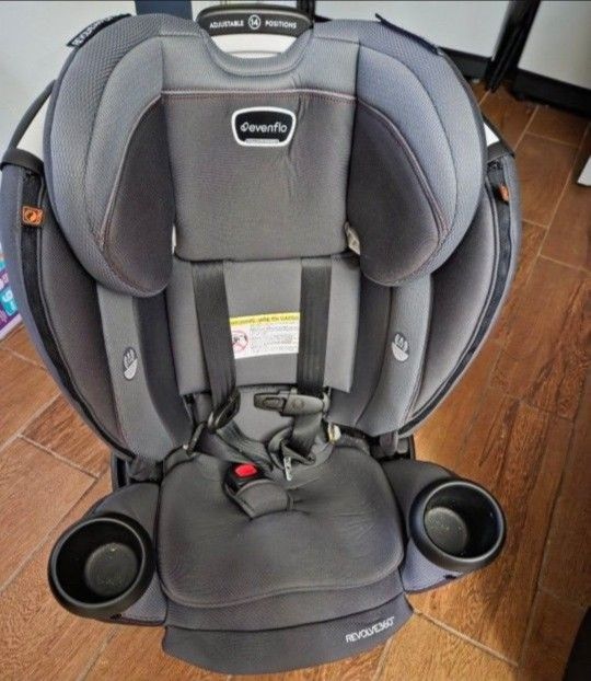 Evenflo Revolve 360 Carseat