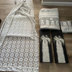 Llama Bedroom Set/decor 