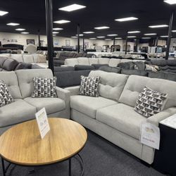 New Sofs & Loveseat. 🚚WE DELIVER🚚