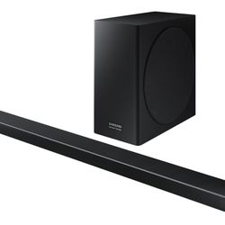 Samsung Soundbar with Dolby Atmos and DTS:X (2019 Model) Like New