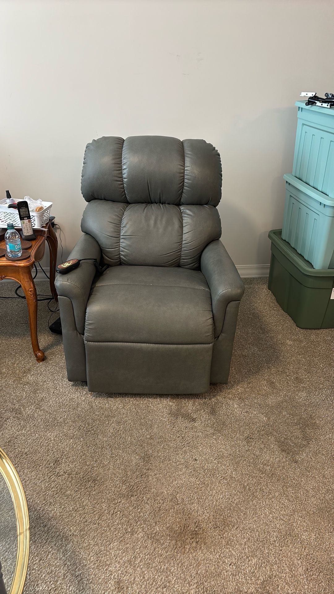 Golden Comfort Zone Reclining/Powerlift Chairs