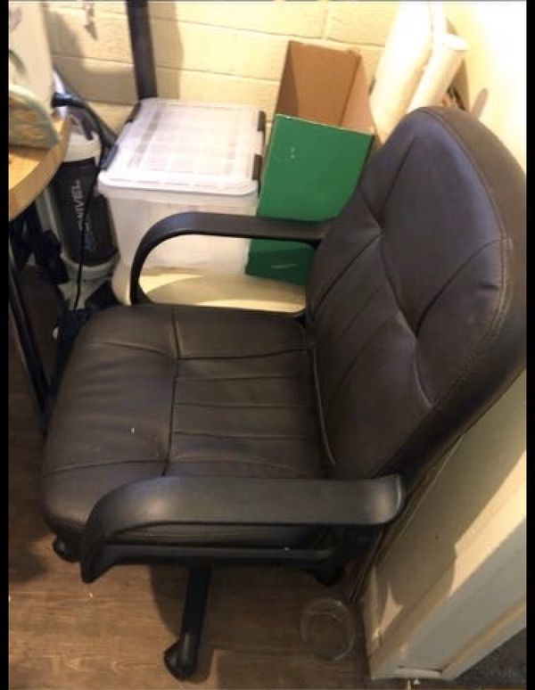 Black office chair for Sale in Tucson, AZ OfferUp