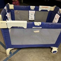 Graco Baby Roll And Go Bed