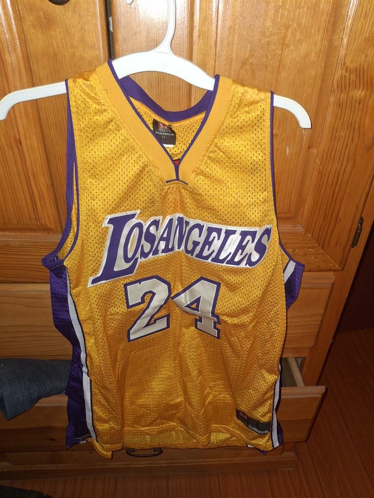 Lakers Jersey and Shorts