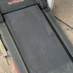 Treadmill 