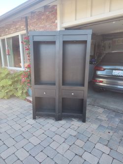 Headboard or display cabinets