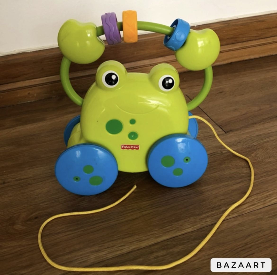 Fisher Price Baby Pull Along Froggie Frog Childs toy 2011 Frog On Wheels Toy