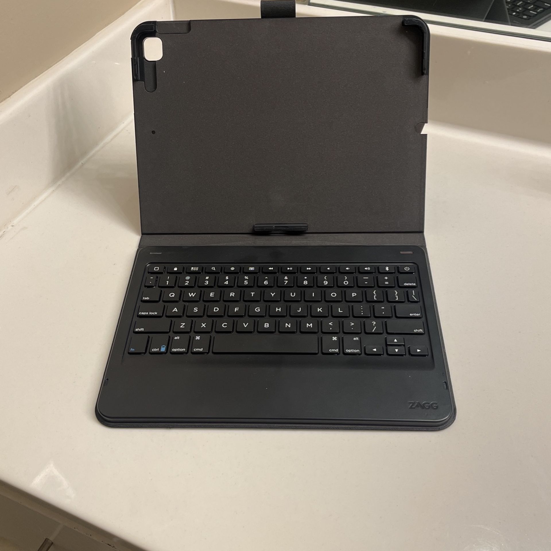 iPad Keyboard For iPad 9th/8th/7th Generation - iPad 10.2 inch 2021/2020/2019 