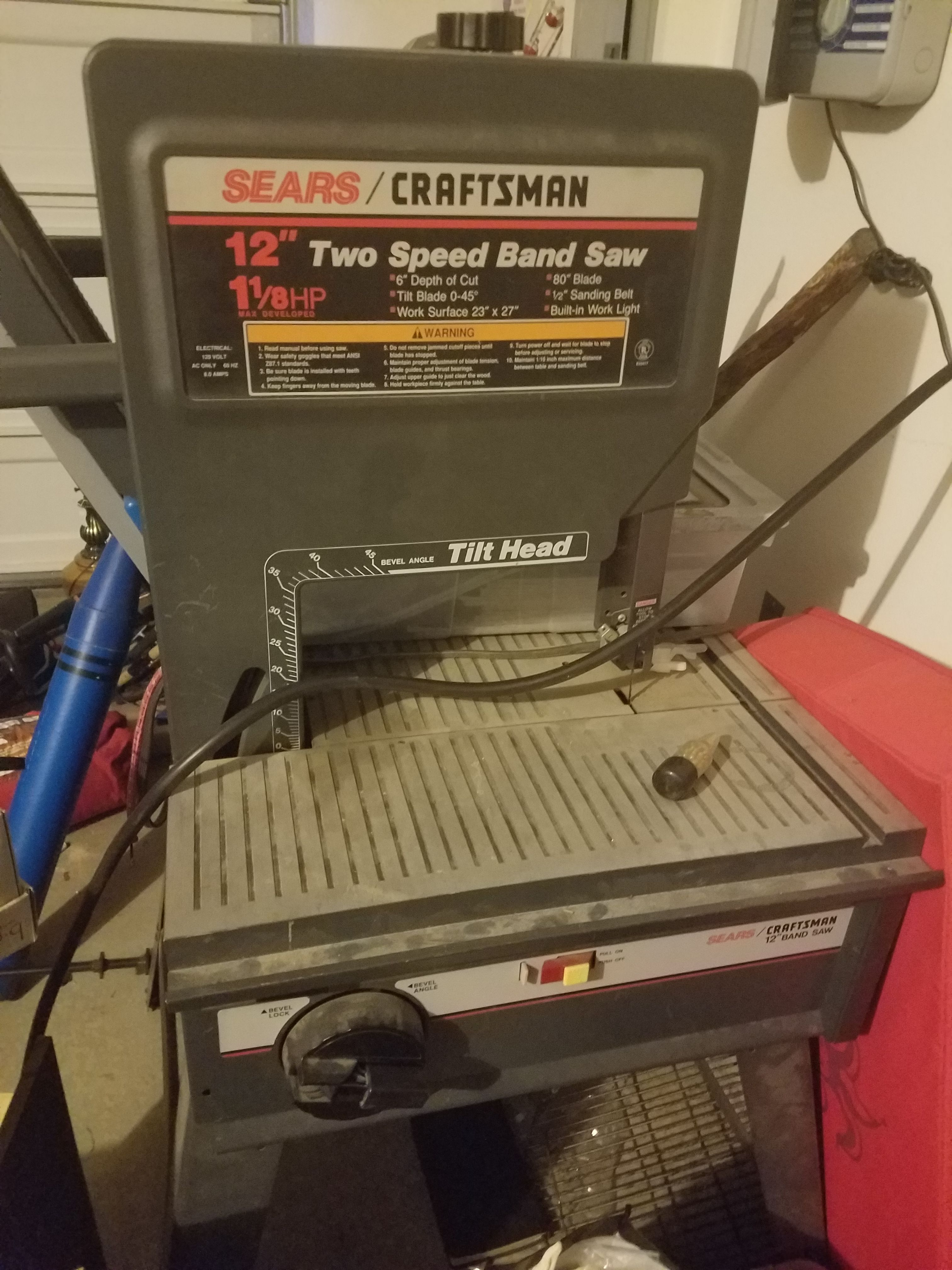 Sears Craftsman 12", 2 speed tilt head Band Saw for Sale in Beaumont