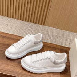 A.lexander M.cQueen  shoes  size4-11 