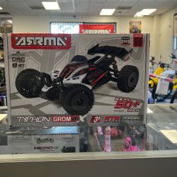 1/14 Arrma Typhon GROM 223S DSC Brushless Buggy