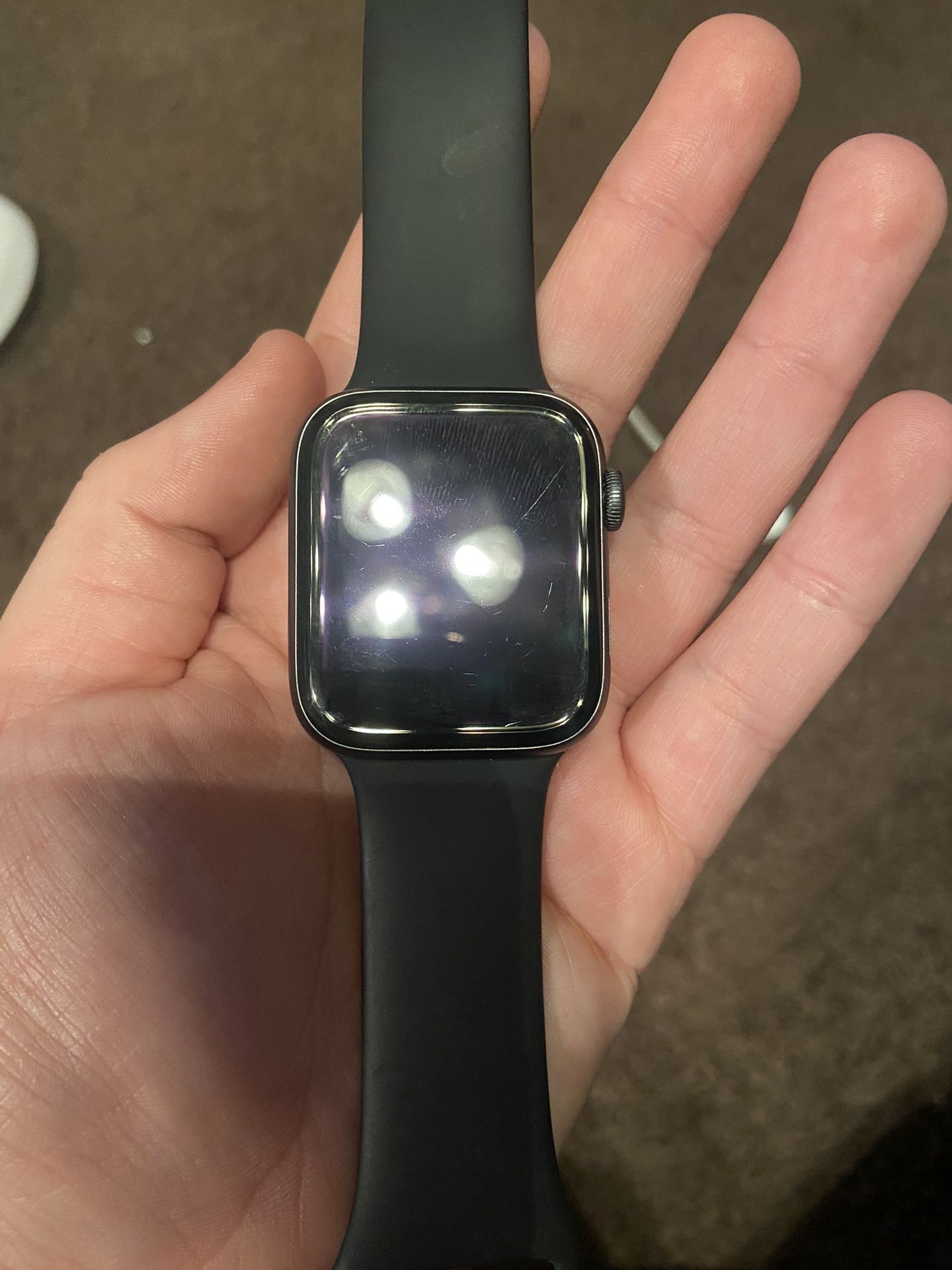 Apple Watch Series 4 44M