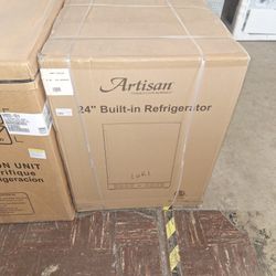 Artisan 24 Inch Outdoor Refrigerator 