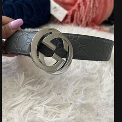 Gucci belt 
