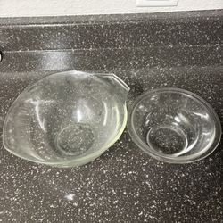 Pyrex Bowls