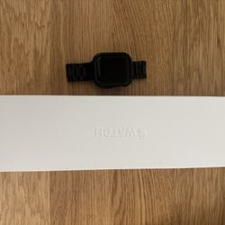 Apple Watch 5 And Samsung Watch Like New 