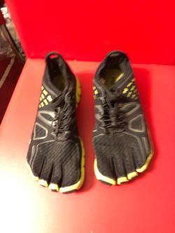 Toes shoes Fila Size 8