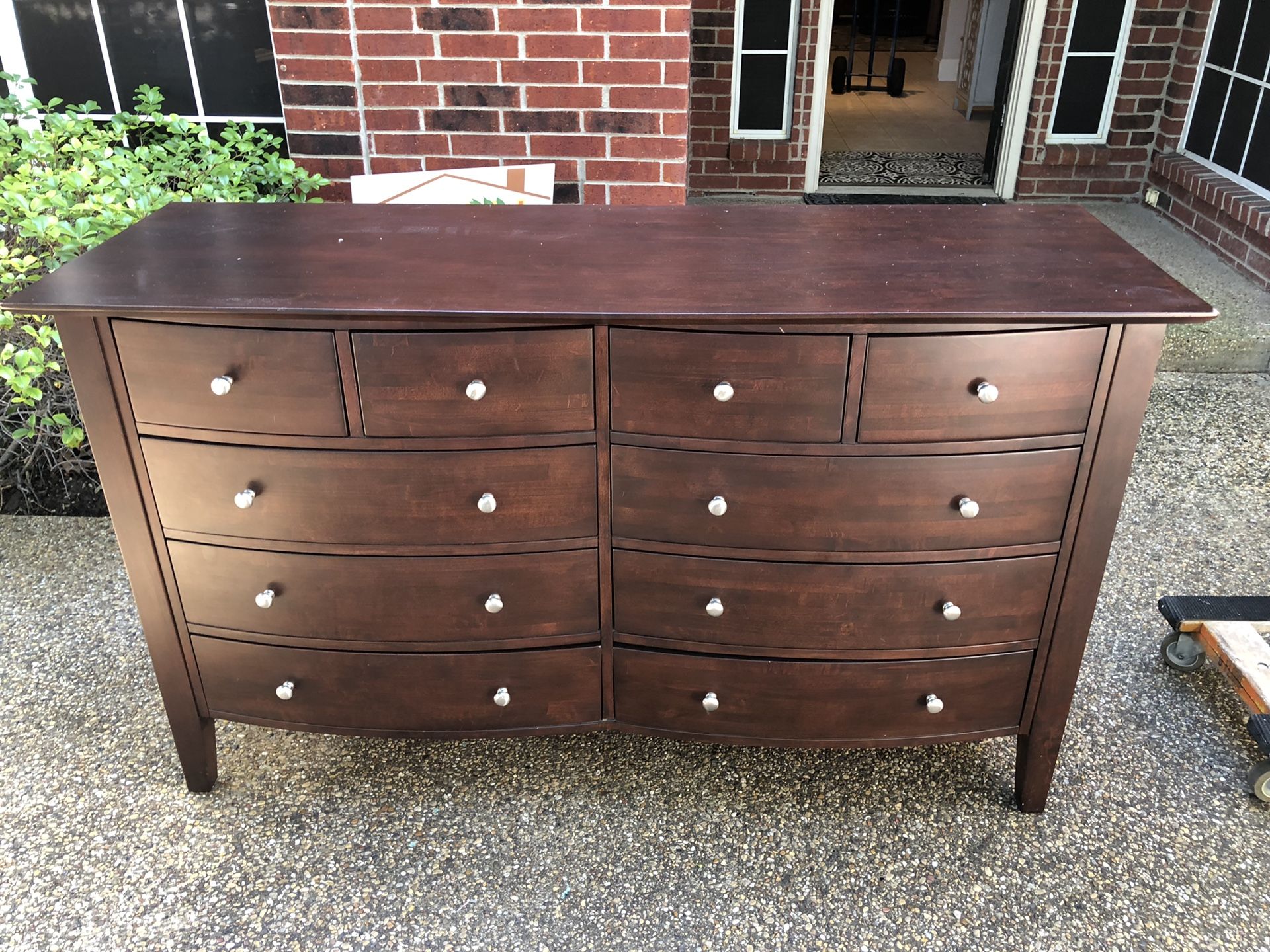 Haverty’s Dresser for Sale in Fort Worth, TX OfferUp