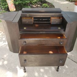 Rare Martha Washington Table