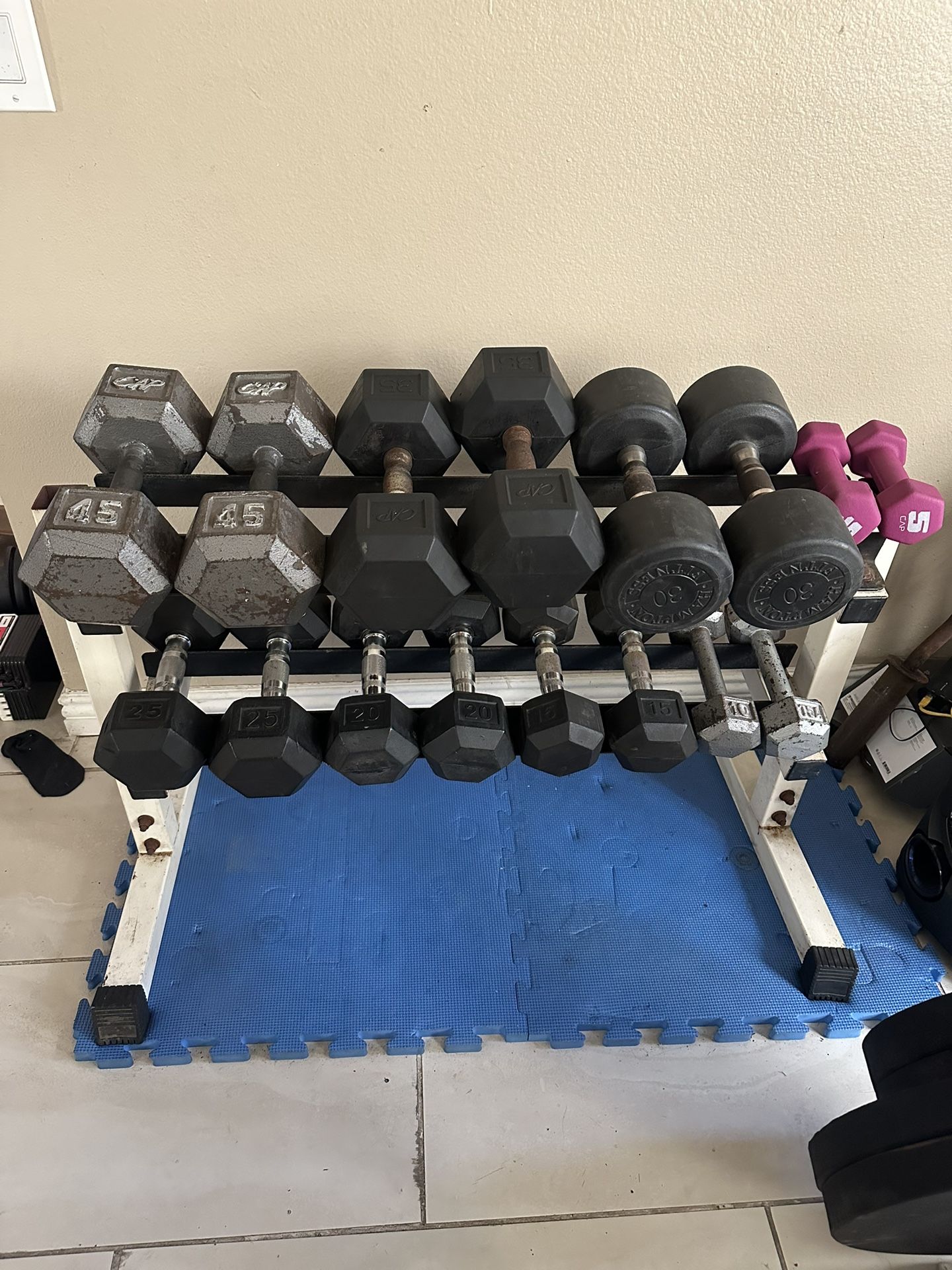 Dumbbells weights 5-45 plus rack 370lbs total