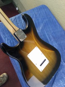 Fender squire stratocaster guitar sunburst