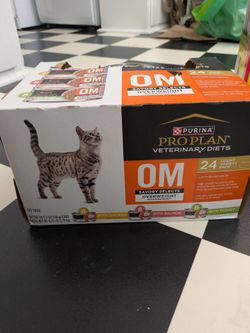 Canned Cat food Overweight management