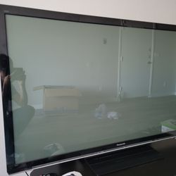 Panasonic plasma HDTV (NO REMOTE)