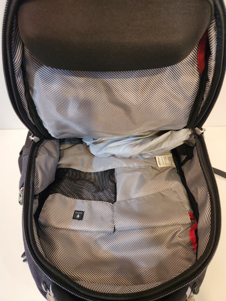 SWISSGEAR Energie "Max" 19" Backpack - Charcoal VGC