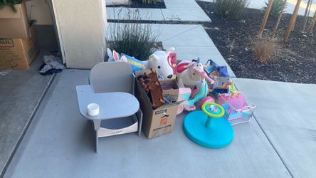 Mixed Kids Toy Lot