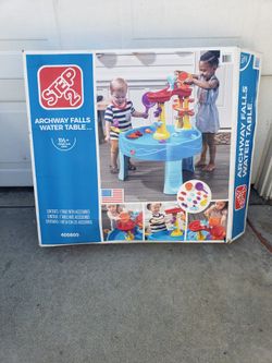 Kids Water Play Table - NEW
