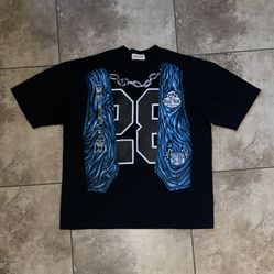 Billy Hill “28” Vest Graphic T-Shirt – Black/Blue Size Large