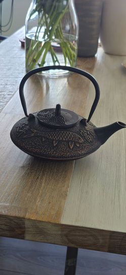 Black Cast Iron Koi Fish Teapot