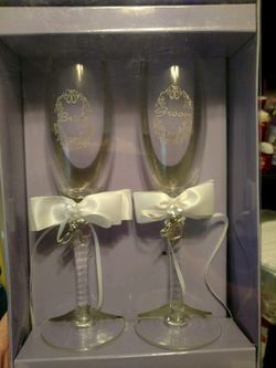 BRIDE N GROOM GOBLETS