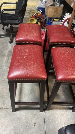 4 Stools