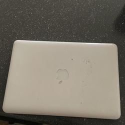 White MacBook Pro 