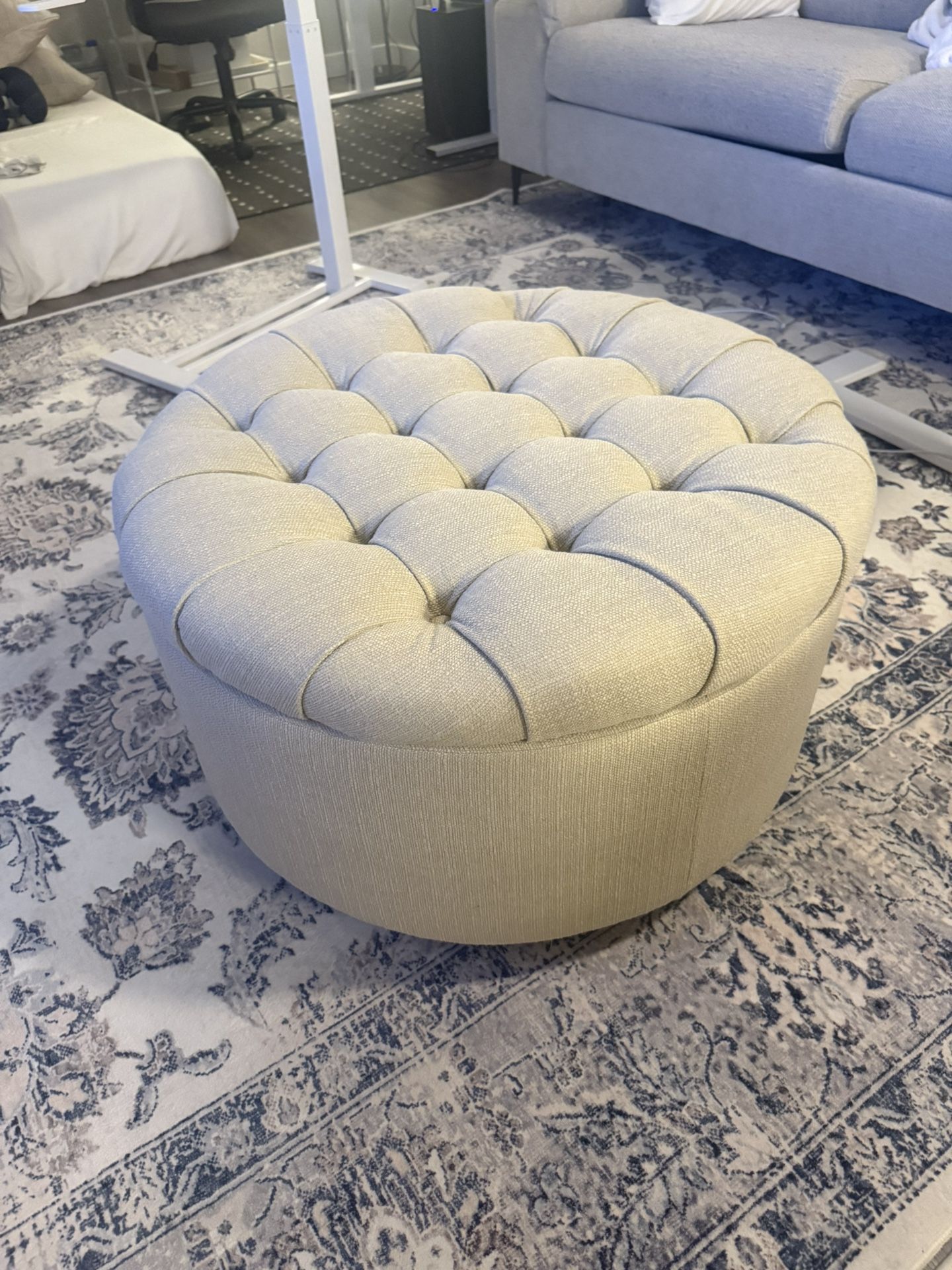 Noelle Upholstered Ottoman (Cream Color)